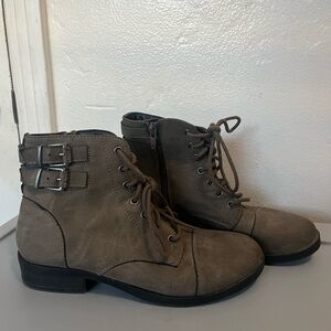 Brown Lace-Up Ankle Boots with Buckle Detail – Size 7M